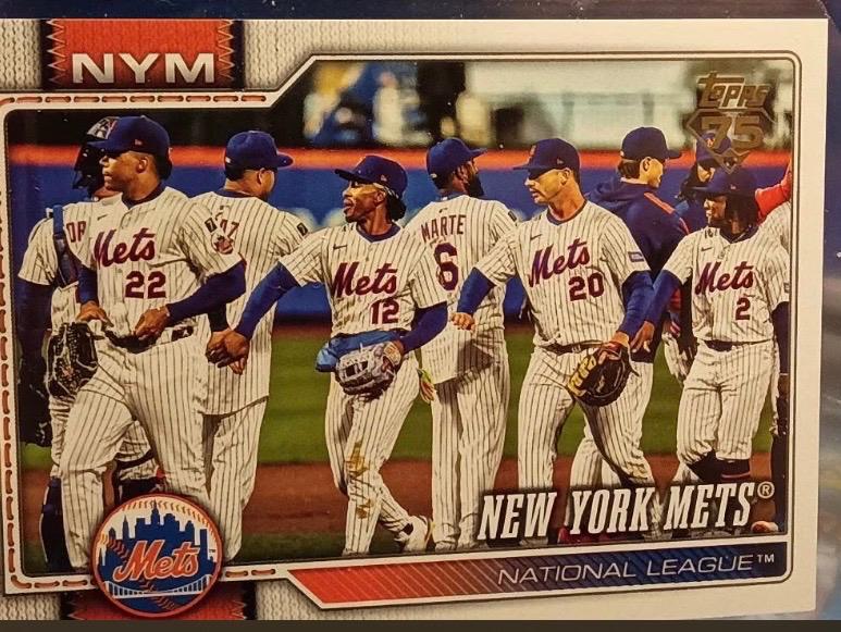 2026 Topps New York Mets [Golden Mirror Variation] #291 card