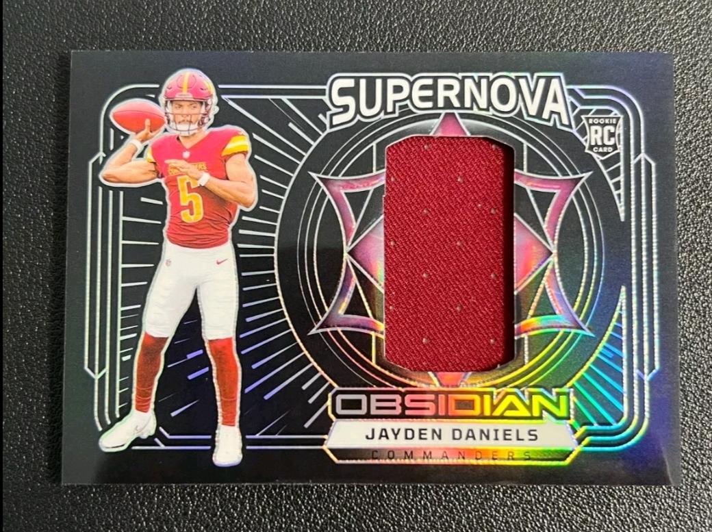 Jayden Daniels #2 Football Cards 2024 Panini Obsidian Supernova Swatch