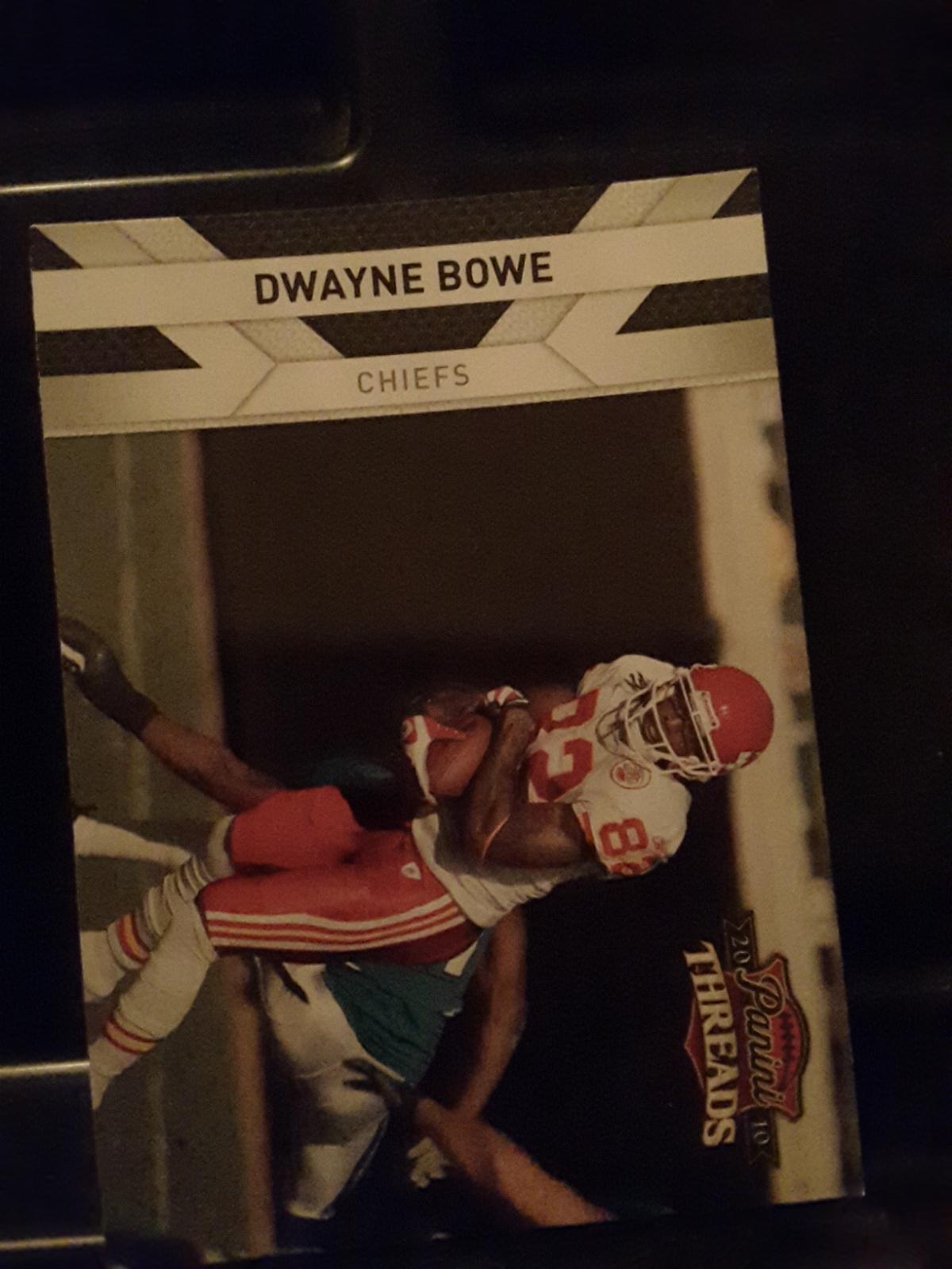 Dwayne Bowe #70 Football Cards 2010 Panini Threads