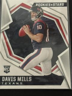 Davis Mills