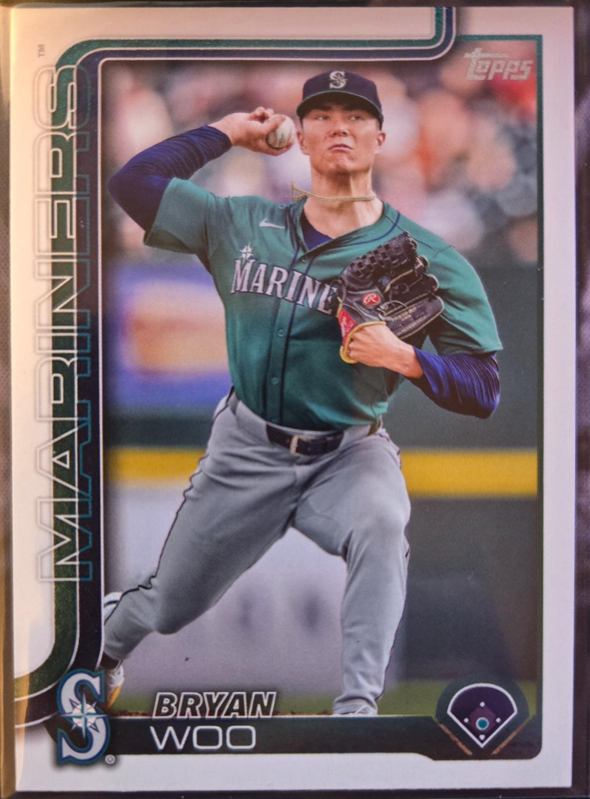 Bryan Woo #327 Baseball Cards 2025 Topps