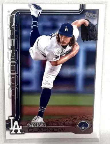 Tyler Glasnow #LAD-8 2025 Topps Team Set Baseball