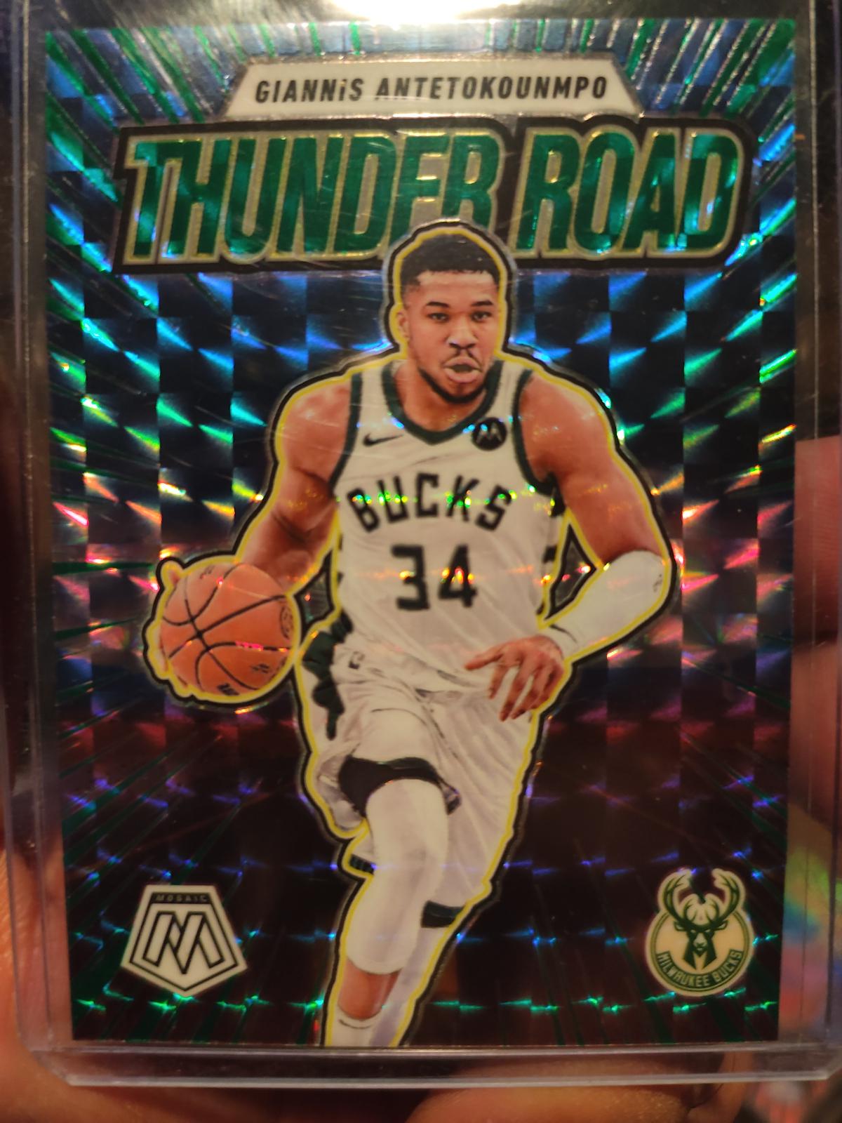2024 Giannis Antetokounmpo [Green] #9