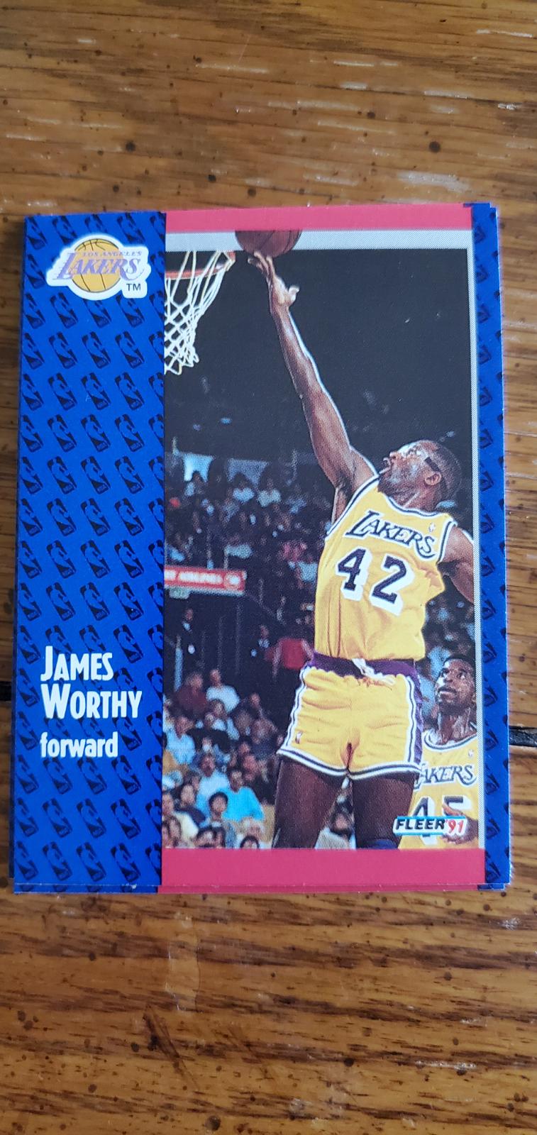 James Worthy #104 Basketball Cards 1991 Fleer