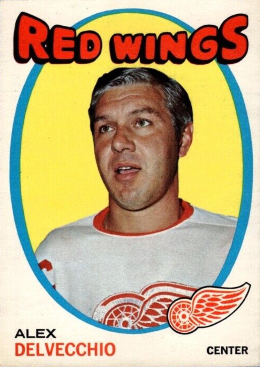 Alex Delvecchio #37 Hockey Cards 1971 O-Pee-Chee