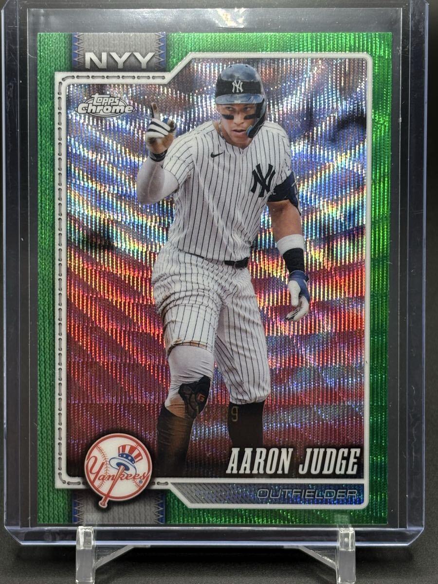 Aaron Judge [Green Wave Refractor] (2026 Topps Chrome)