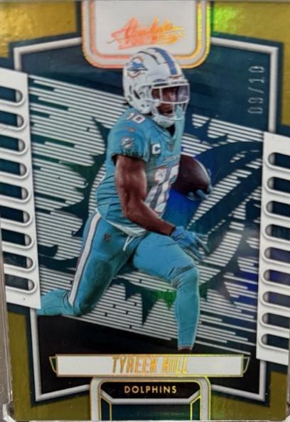 Tyreek Hill [Spectrum Gold] #65 Prices | 2023 Panini Absolute