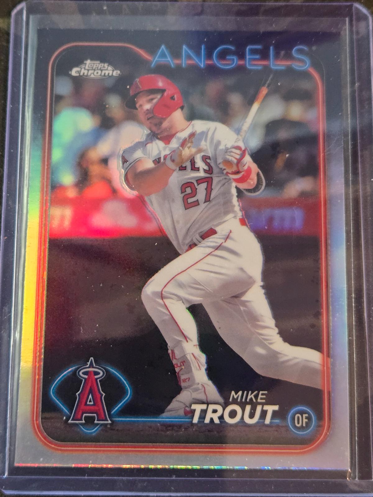 Mike Trout [Refractor] #200