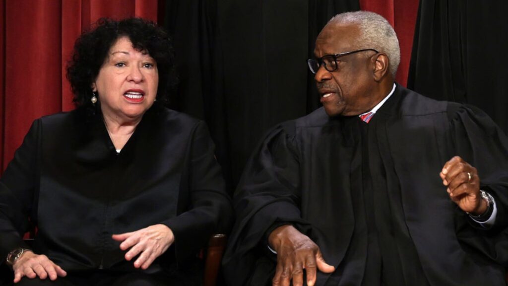 Justices Clarence Thomas and Sotomayor