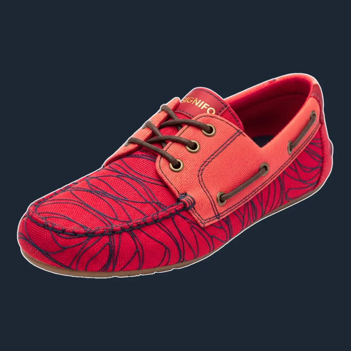 Sepatu boat merah kanvas dengan pola gelombang biru tua, tali cokelat, dan logo 'SIGNIFO'.
