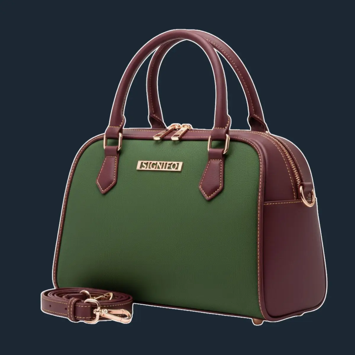 Tas bowling forest green dengan panel samping dan pegangan merah anggur.