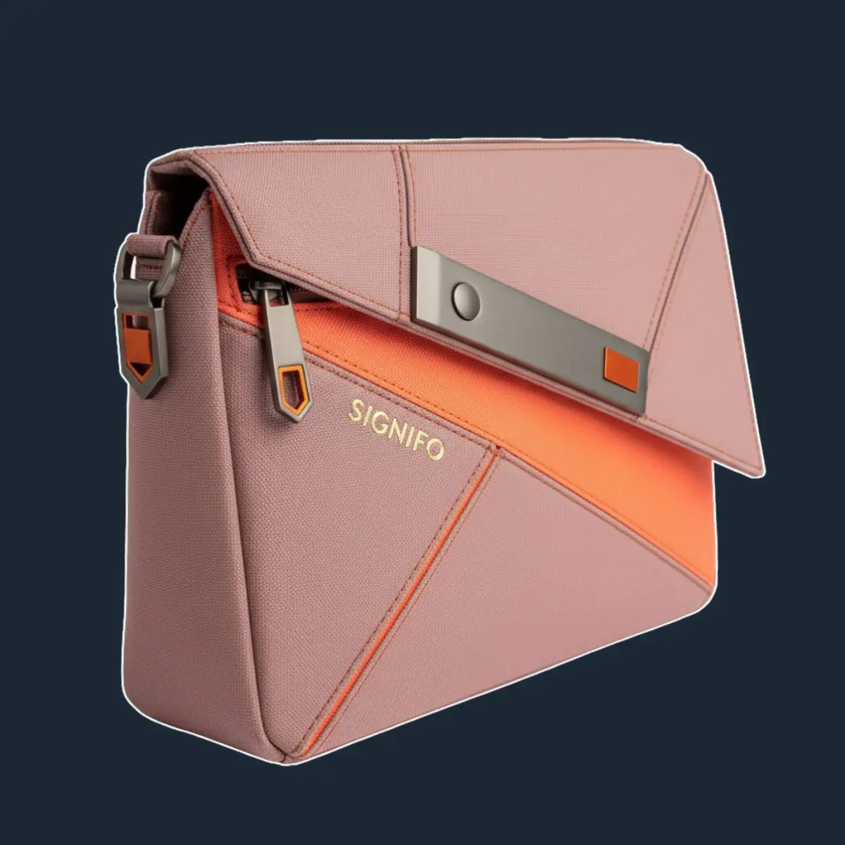 Kombinasi dompet blush mauve dan detail metalik dengan emboss bergaris.