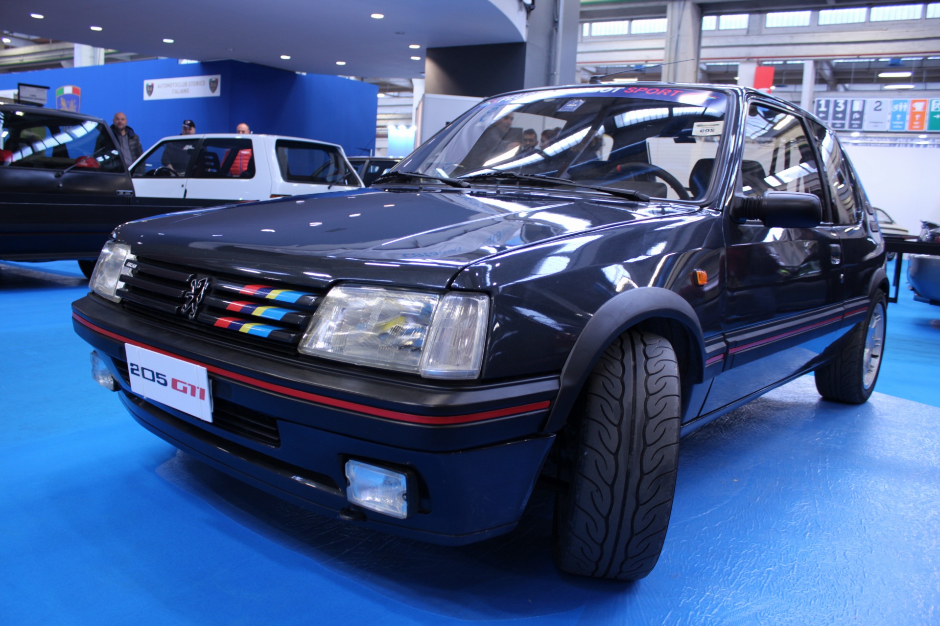 205 GTI