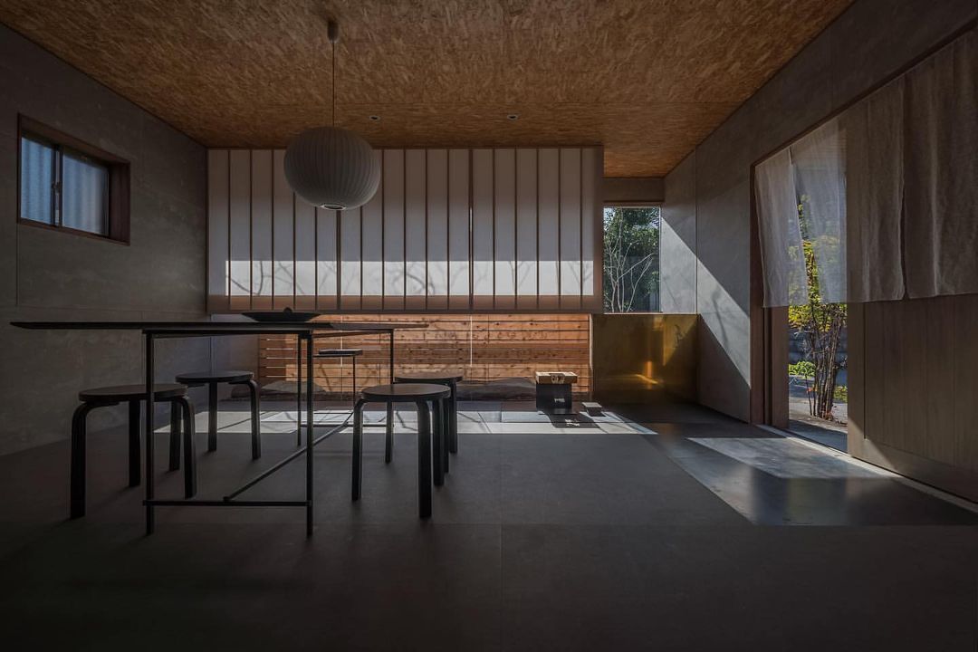 One of the top publications of @japaneseinteriors which has 836 likes and 1 comments