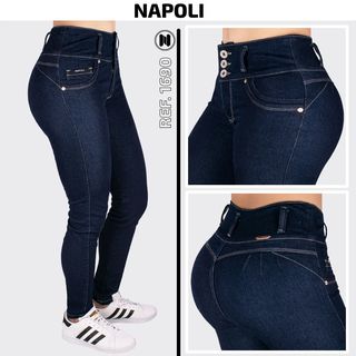 One of the top publications of @napoli.jeans which has 149 likes and 10 comments