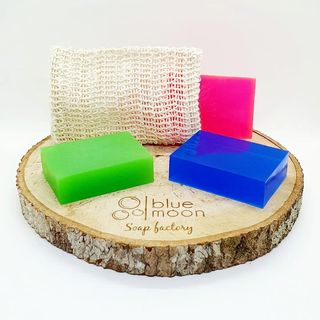 One of the top publications of @bluemoonsoaps which has 38 likes and 0 comments