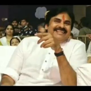 One of the top publications of @pawankalyan.konidela_ which has 881 likes and 2 comments