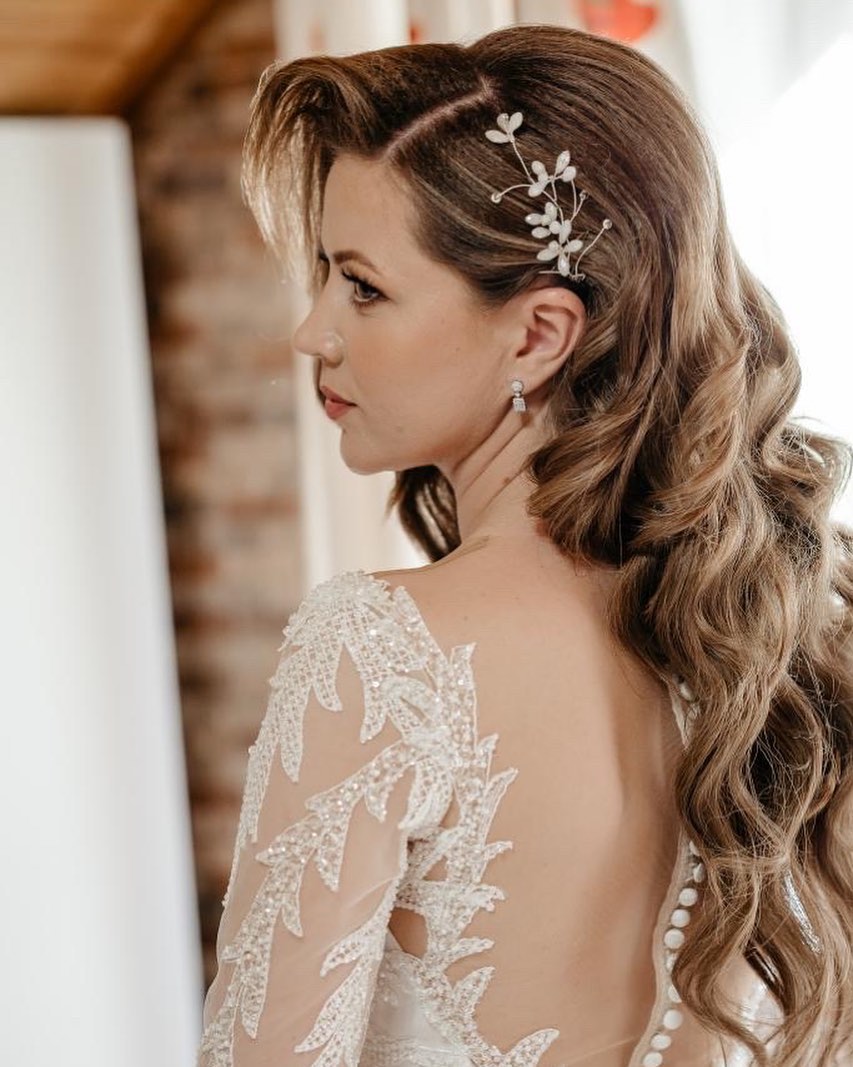 One of the top publications of @raluca.bridal.accessories which has 23 likes and 0 comments