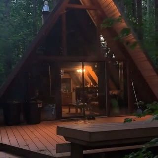 One of the top publications of @beautytinyhouse which has 1.1K likes and 33 comments