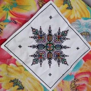 One of the top publications of @naima_tv_broderie_de_fes which has 46 likes and 3 comments