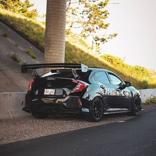One of the top publications of @honda.civic.fans which has 4.8K likes and 16 comments