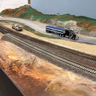 One of the top publications of @modeltrains365 which has 3K likes and 25 comments