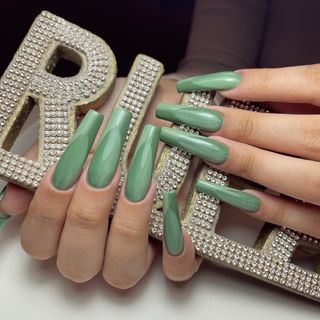 One of the top publications of @nail_art_rufa which has 314 likes and 0 comments