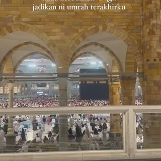 One of the top publications of @info_mekkah_madinah which has 4.6K likes and 46 comments