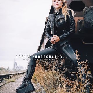 One of the top publications of @larum.photography which has 617 likes and 5 comments