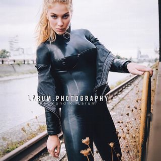 One of the top publications of @larum.photography which has 989 likes and 2 comments