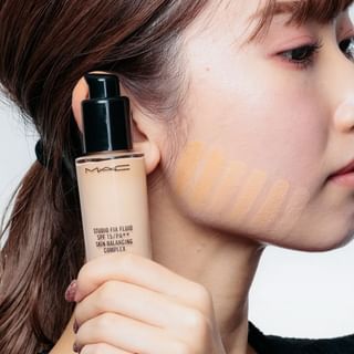 One of the top publications of @maccosmeticsjapan which has 1.6K likes and 4 comments