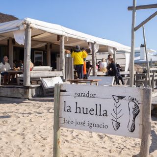 One of the top publications of @lahuella.parador which has 1.6K likes and 18 comments