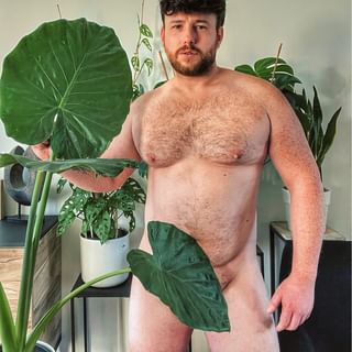 One of the top publications of @boyswithplants which has 14.8K likes and 97 comments