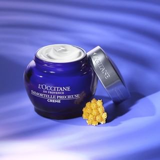 One of the top publications of @loccitane_ec which has 10 likes and 0 comments