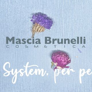 One of the top publications of @mascia_brunelli which has 146 likes and 1 comments