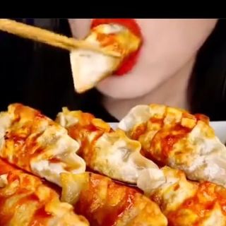 One of the top publications of @asmr_satisfyingfood which has 64 likes and 0 comments