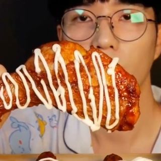 One of the top publications of @asmr_satisfyingfood which has 103 likes and 0 comments