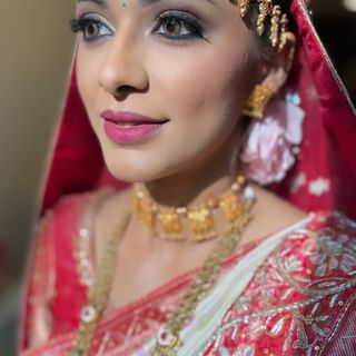 One of the top publications of @tejaswini_nandu_bridal_studio which has 2.6K likes and 6 comments