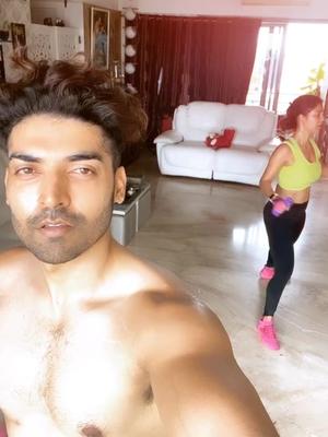 One of the top publications of @guruchoudhary53 which has 260.1K likes and 916 comments