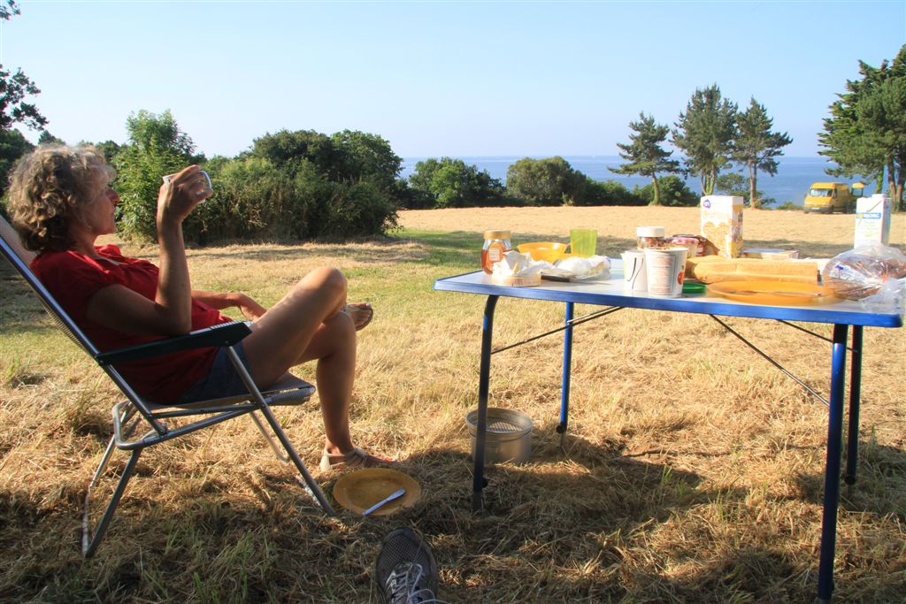 CAMPING LES PRES VERTS AUX 4 SARDINES - Prices & Campground