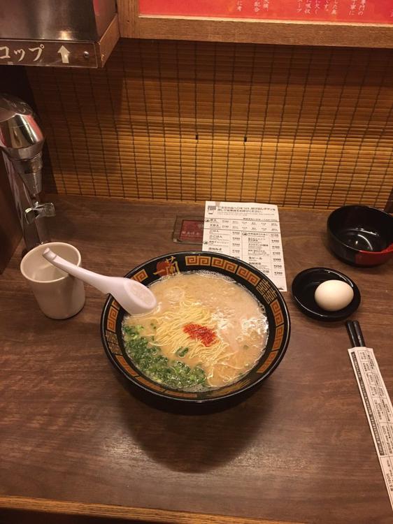 Ichiran (一蘭 新宿中央東口店) - メイン写真: