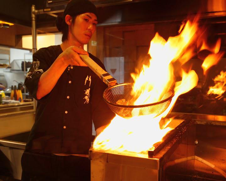 牛タン焼きしゃぶ 永山本店 炎の陣 上野新館 - メイン写真: