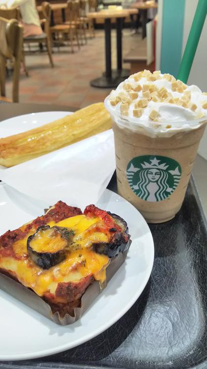 Starbucks (Starbucks Coffee) - メイン写真: