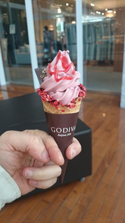 ゴディバ 日本生命札幌ビル店 （GODIVA） - メイン写真: