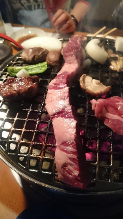 焼肉ダイニング チャンピオン - メイン写真: