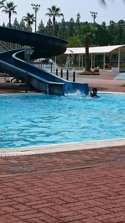 長崎県立総合運動公園 わいわいプール