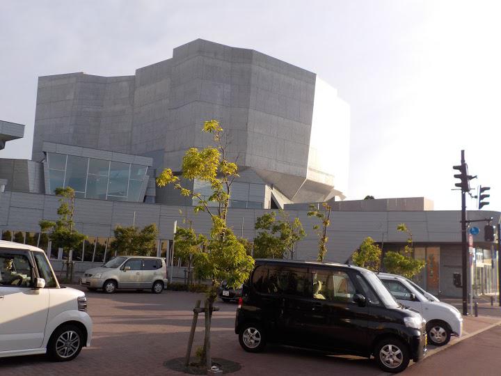 Yurihonjo City Central Library (由利本荘市立中央図書館) - メイン写真: