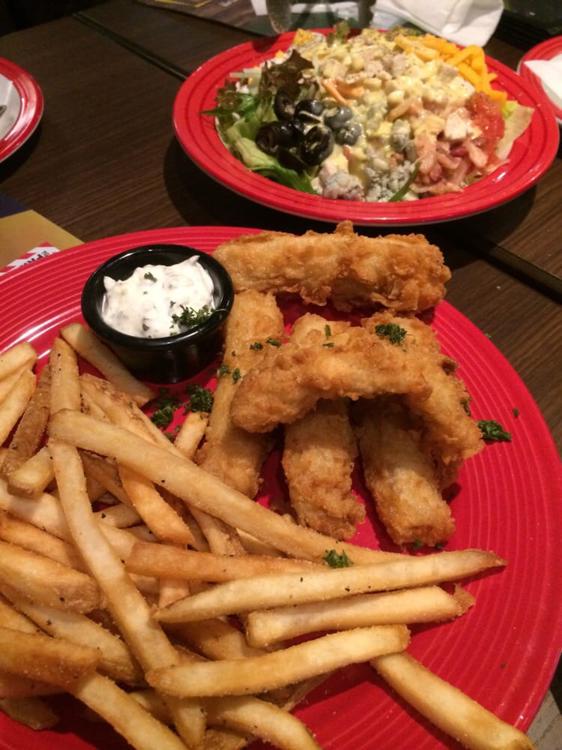 T.G.I. Friday's 上野中央通り店 - メイン写真: