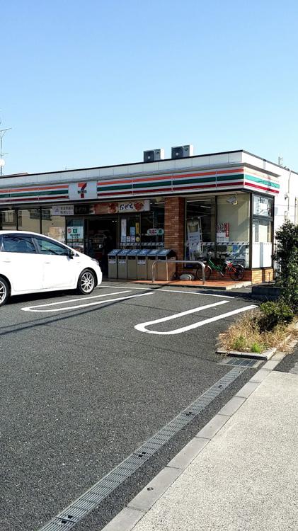 7-Eleven (セブンイレブン 足立東伊興3丁目店) - メイン写真: