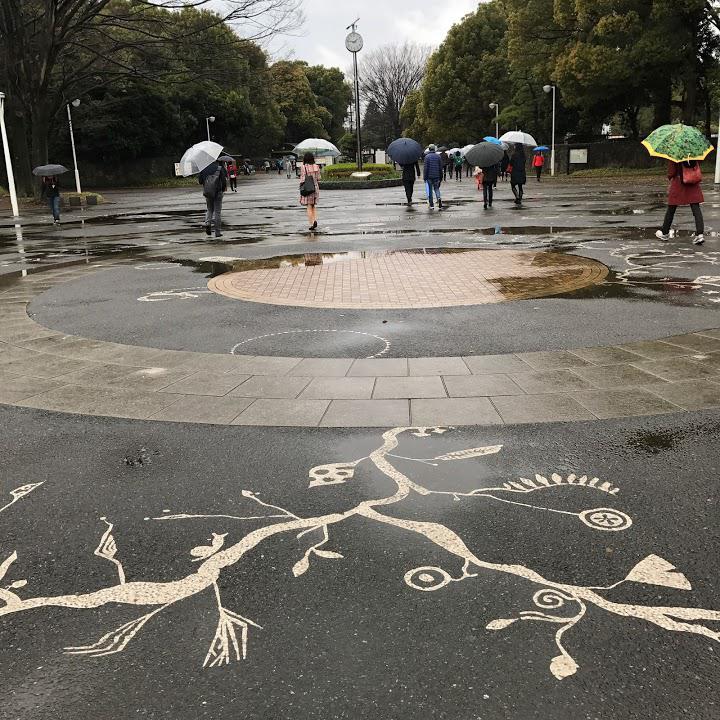 代々木公園 明治神宮側入口広場